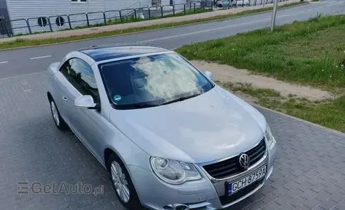 VOLKSWAGEN Eos 