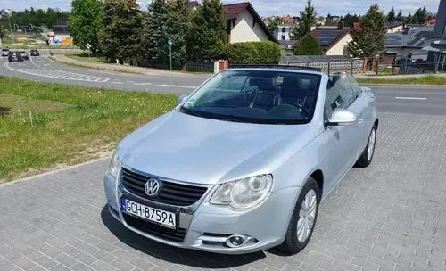 VOLKSWAGEN Eos 