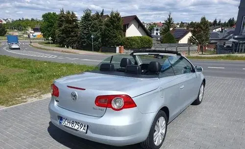 VOLKSWAGEN Eos 
