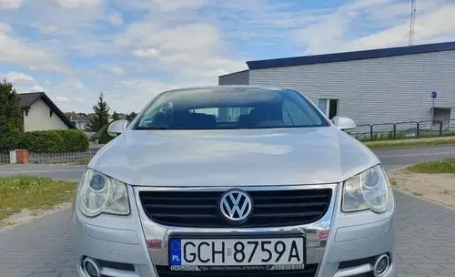 VOLKSWAGEN Eos 