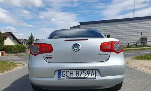 VOLKSWAGEN Eos 