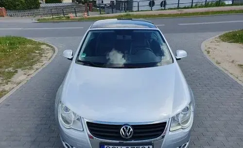 VOLKSWAGEN Eos 