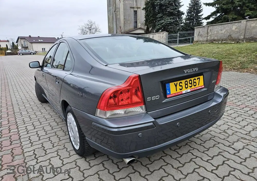 VOLVO S60 2.0T Edition