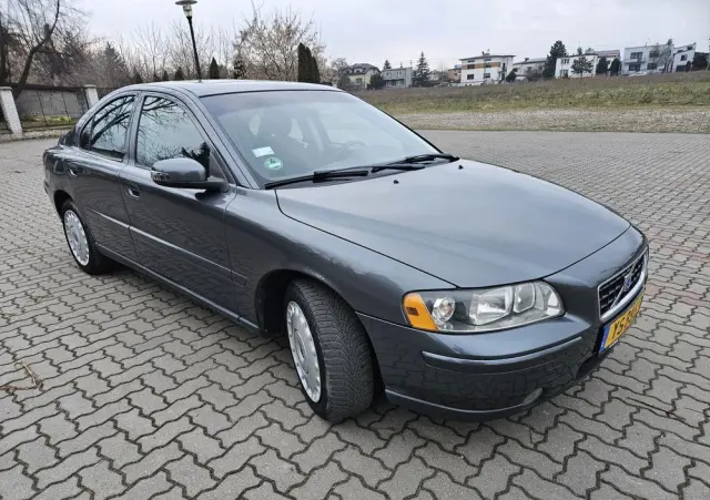 VOLVO S60 2.0T Edition
