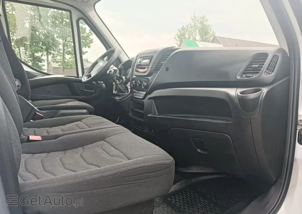 IVECO 35C13, 35C12, 35C14, 35C15 