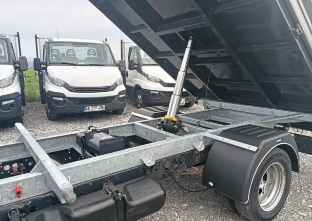 IVECO 35C13, 35C12, 35C14, 35C15 