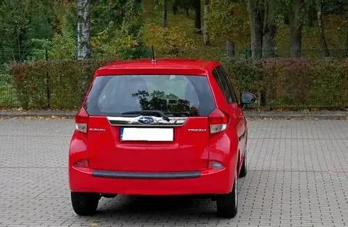 SUBARU Trezia 