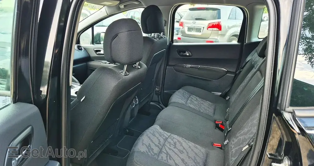 PEUGEOT 3008 1.6 Premium