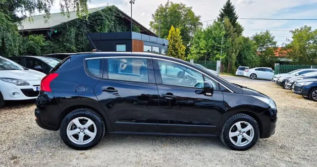 PEUGEOT 3008 1.6 Premium