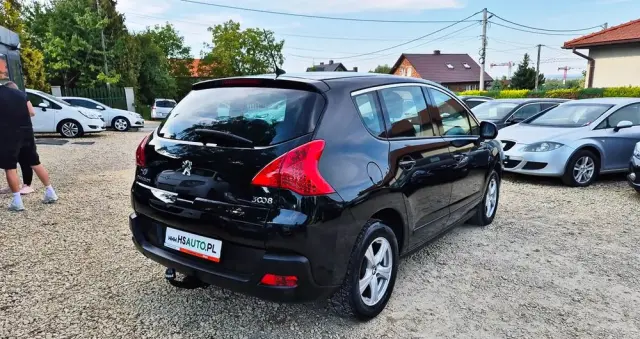 PEUGEOT 3008 1.6 Premium