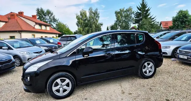 PEUGEOT 3008 1.6 Premium