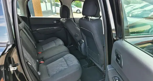 PEUGEOT 3008 1.6 Premium