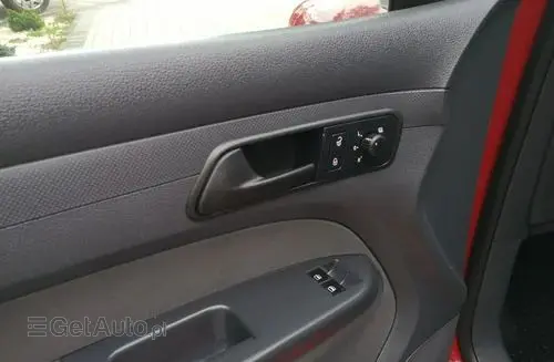 VOLKSWAGEN Caddy California 