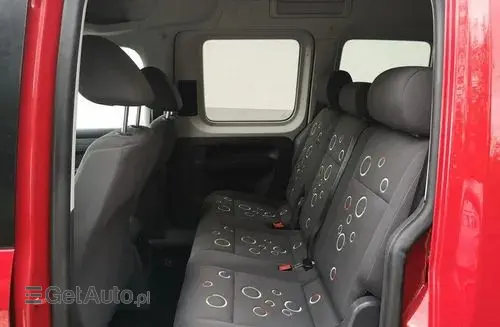 VOLKSWAGEN Caddy California 