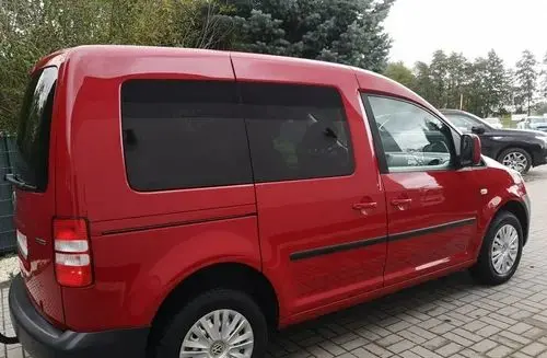 VOLKSWAGEN Caddy California 