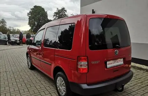 VOLKSWAGEN Caddy California 