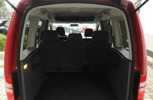 VOLKSWAGEN Caddy California 