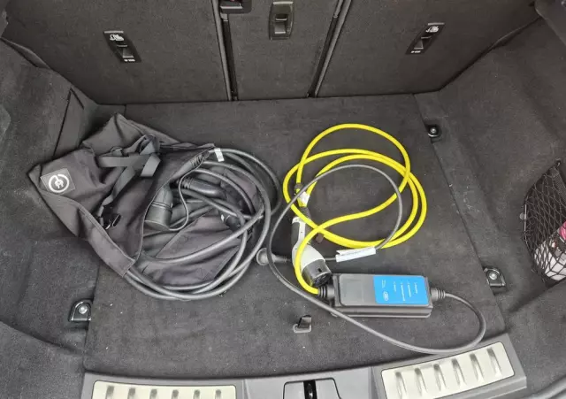 LAND ROVER Range Rover Evoque 1.5 P300e PHEV R-Dynamic S