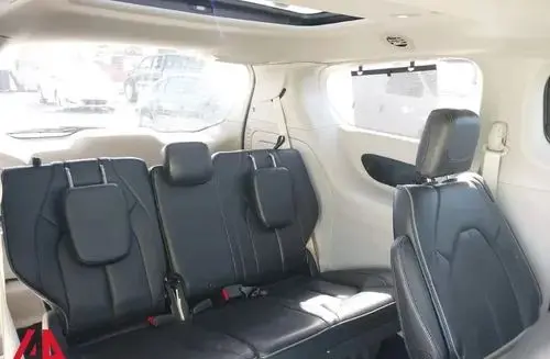 CHRYSLER Pacifica 