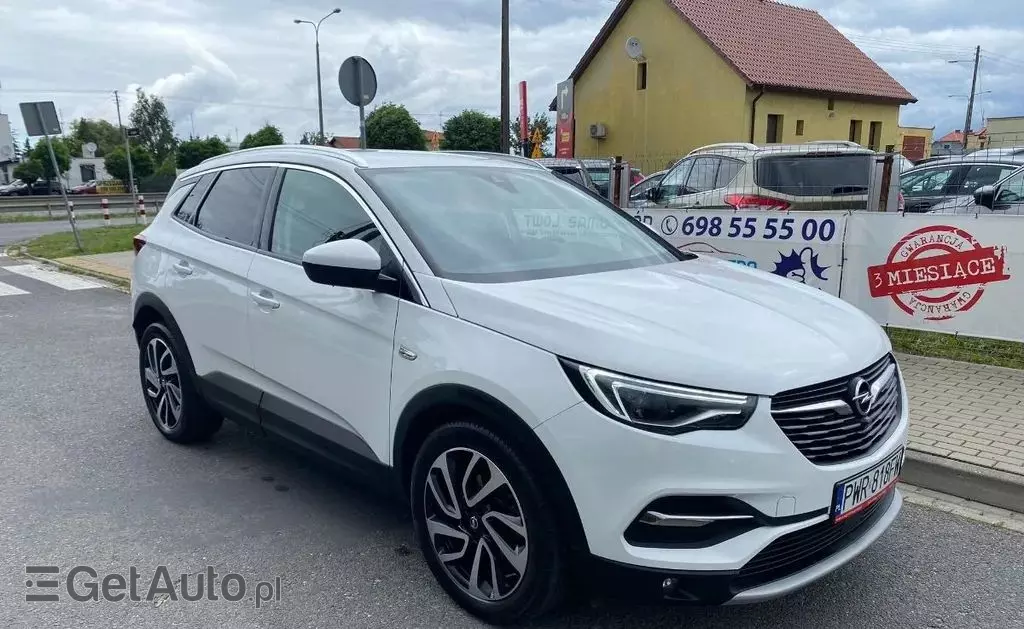 OPEL Grandland 