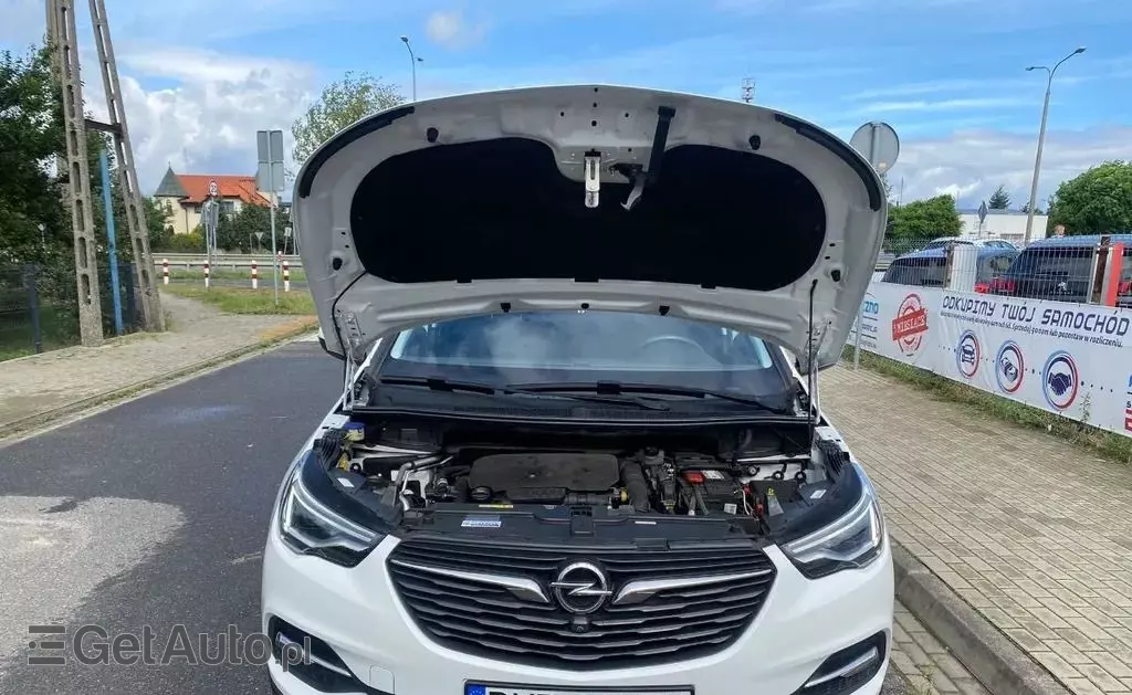 OPEL Grandland 