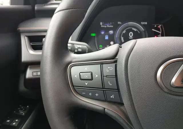 LEXUS UX 250h GPF F Sport Design 2WD