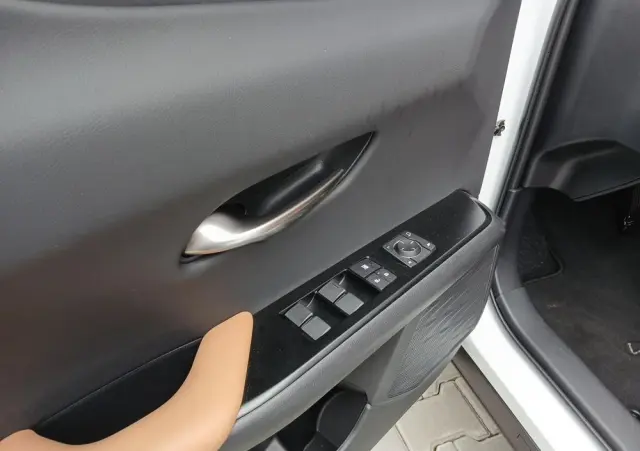 LEXUS UX 250h GPF F Sport Design 2WD