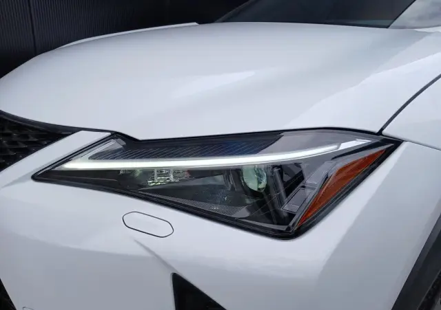 LEXUS UX 250h GPF F Sport Design 2WD