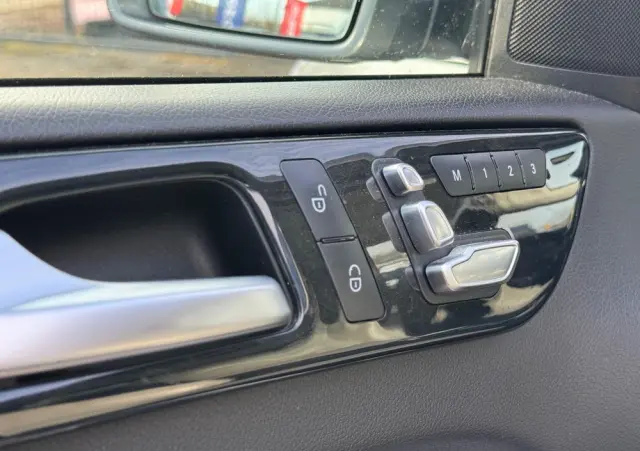 MERCEDES-BENZ GLE 350 d 4-Matic