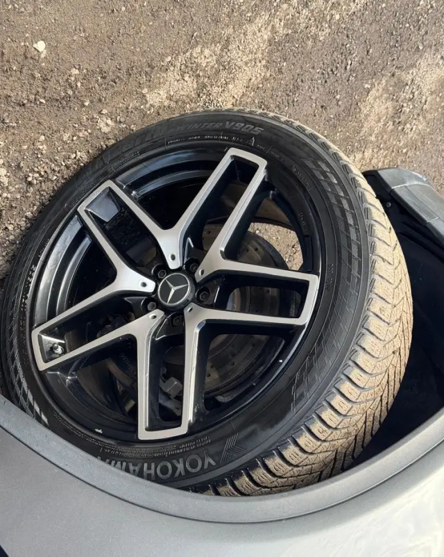 MERCEDES-BENZ GLE 350 d 4-Matic