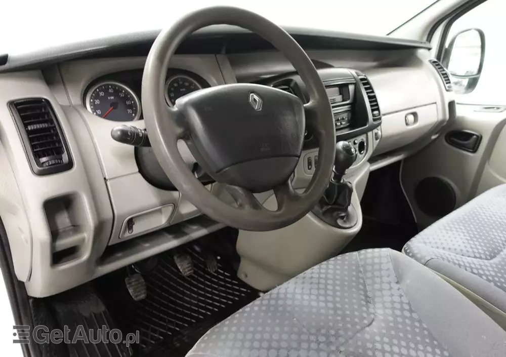 RENAULT Trafic - L1H1 