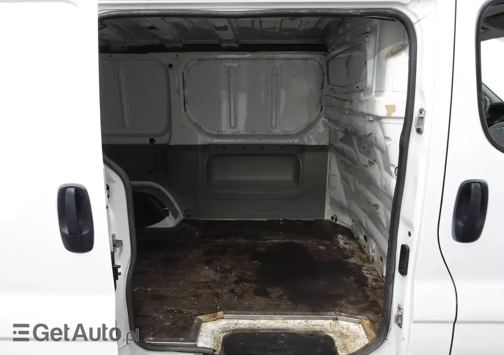 RENAULT Trafic - L1H1 