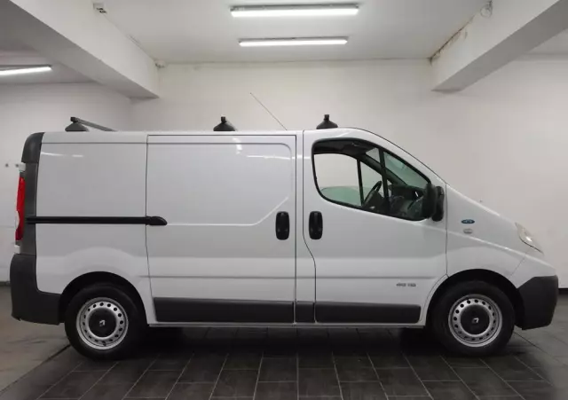RENAULT Trafic - L1H1 