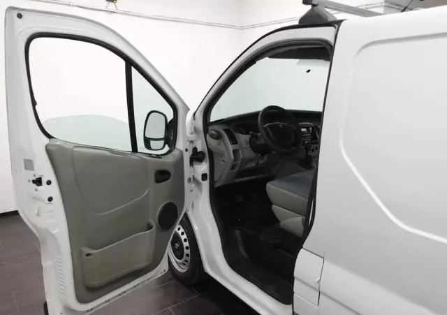 RENAULT Trafic - L1H1 