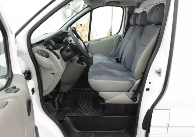 RENAULT Trafic - L1H1 