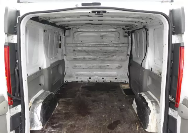 RENAULT Trafic - L1H1 