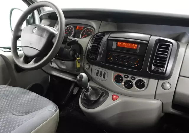 RENAULT Trafic - L1H1 