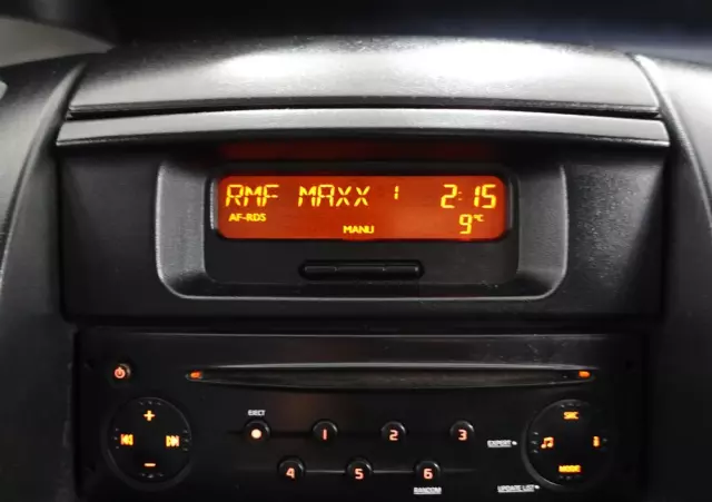 RENAULT Trafic - L1H1 