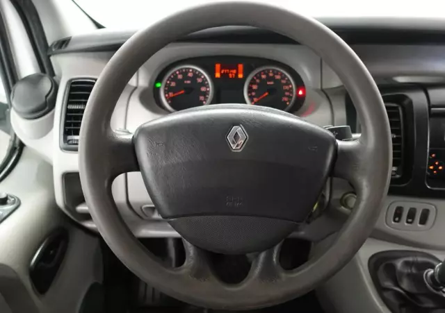 RENAULT Trafic - L1H1 