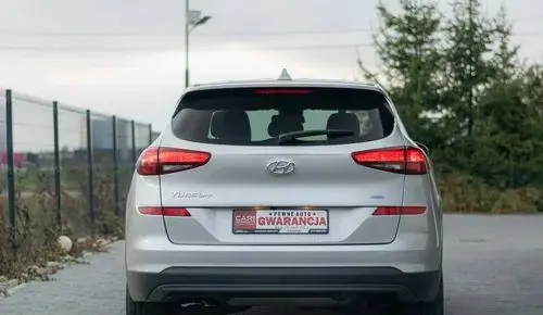 HYUNDAI Tucson 