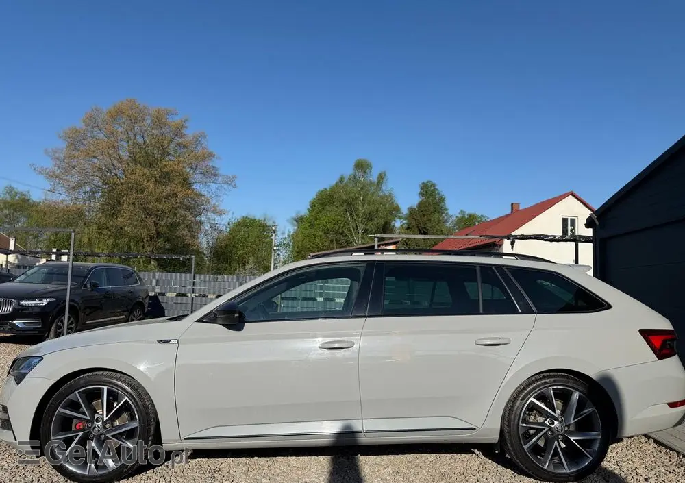 SKODA Superb 2.0 TDI 4x4 DSG Sportline