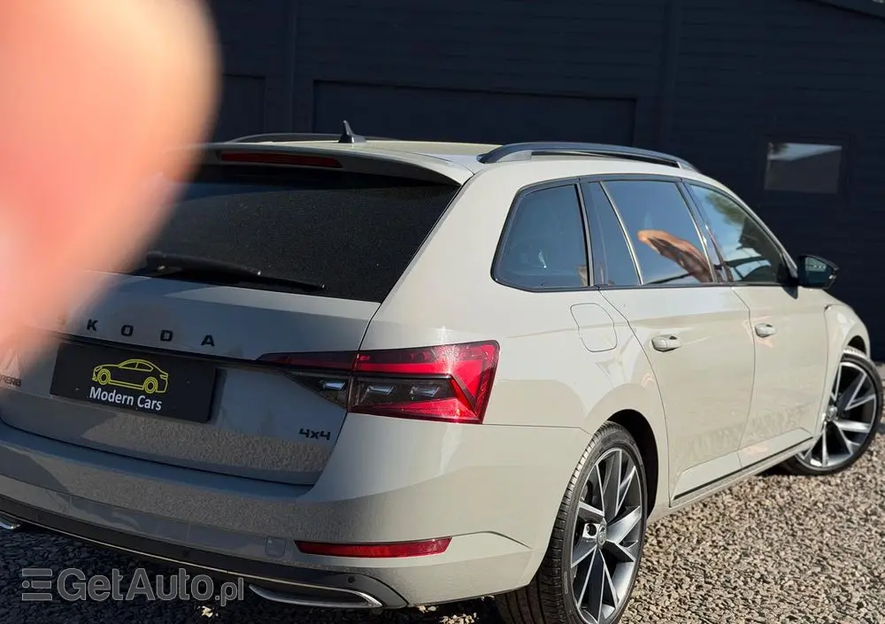 SKODA Superb 2.0 TDI 4x4 DSG Sportline
