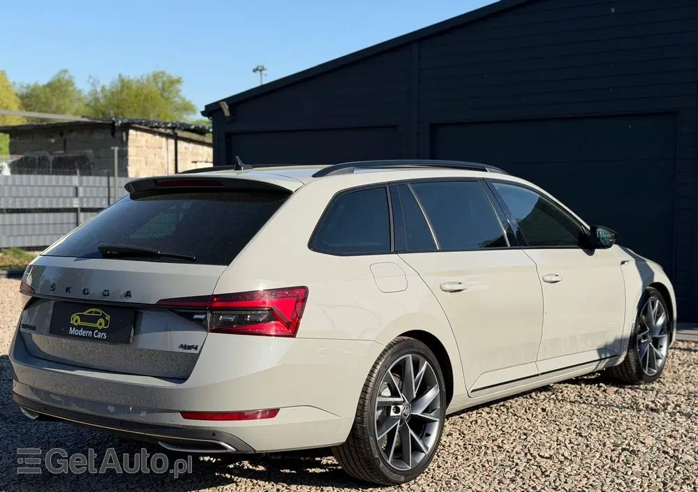 SKODA Superb 2.0 TDI 4x4 DSG Sportline