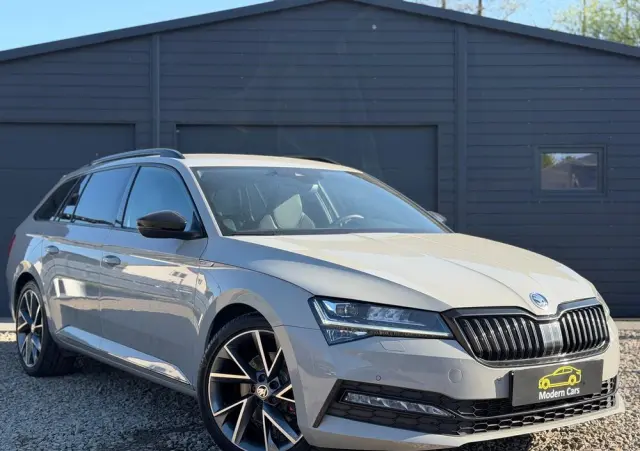 SKODA Superb 2.0 TDI 4x4 DSG Sportline