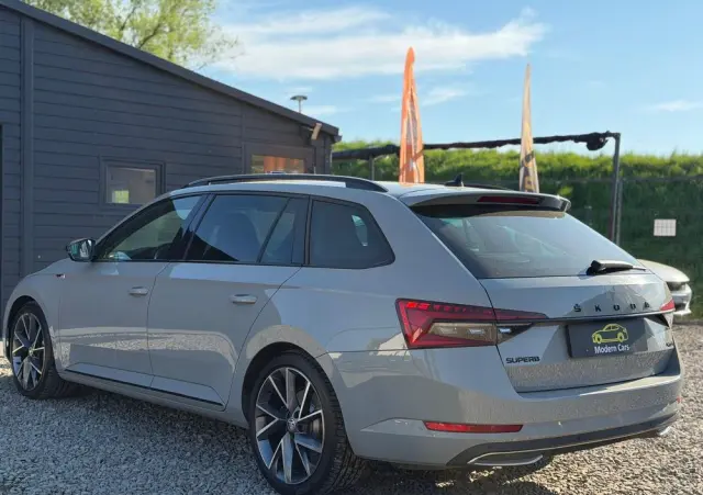 SKODA Superb 2.0 TDI 4x4 DSG Sportline