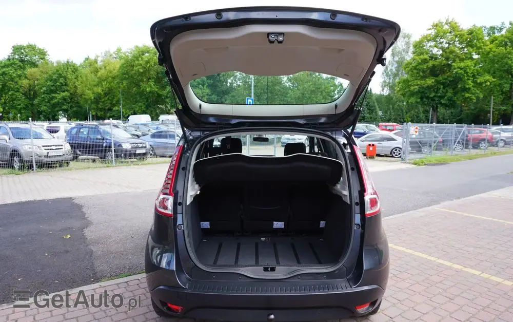 RENAULT Scenic 1.4 16V TCE Expression