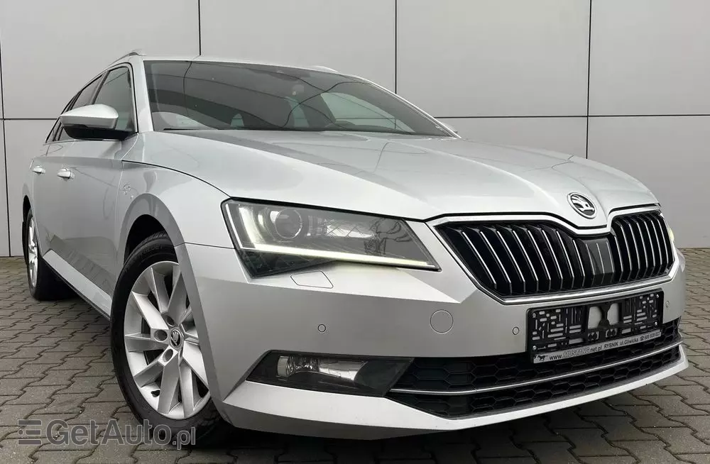 SKODA Superb 2.0 TDI 4x4 L&K DSG