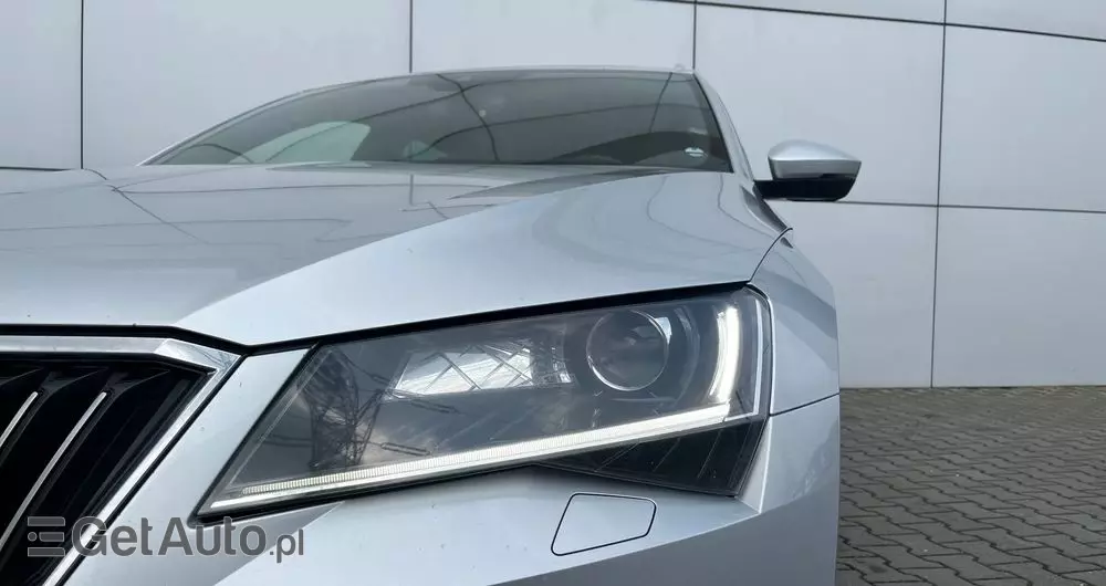 SKODA Superb 2.0 TDI 4x4 L&K DSG