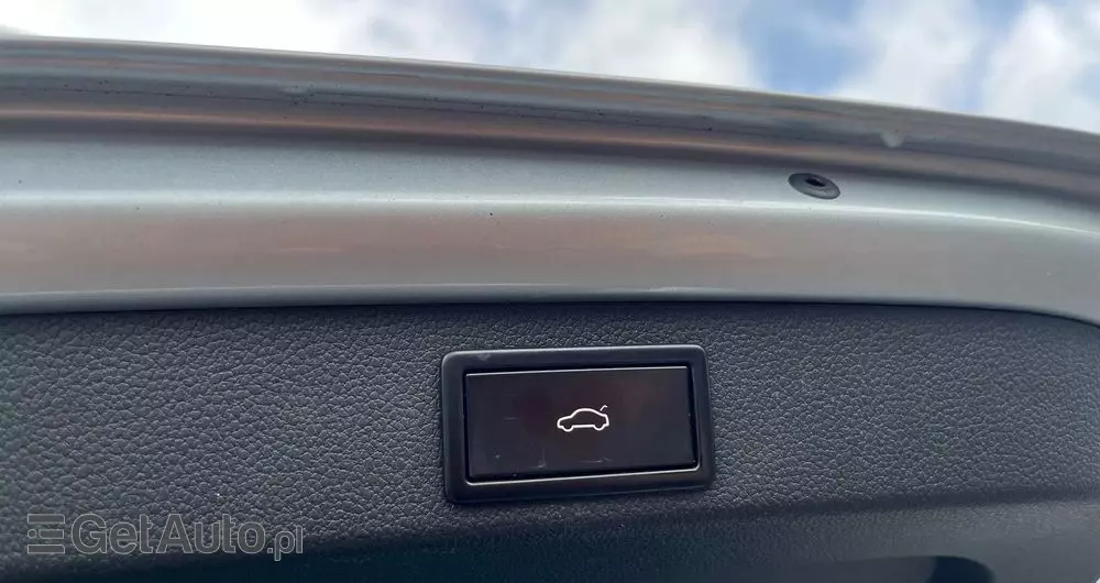 SKODA Superb 2.0 TDI 4x4 L&K DSG