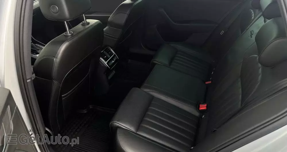 SKODA Superb 2.0 TDI 4x4 L&K DSG